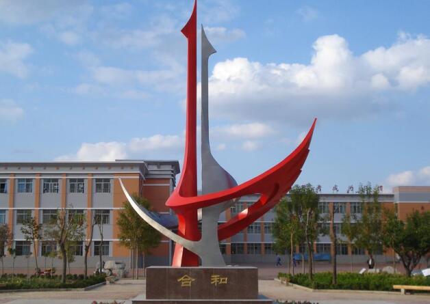 設計不銹鋼雕塑要注意什么特點(diǎn)方面