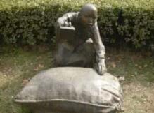 玻璃鋼雕塑一般有什么類(lèi)型