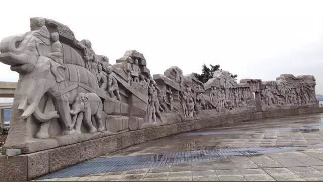 上海雕塑公司發(fā)展中對雕塑設計的尺度和要求！