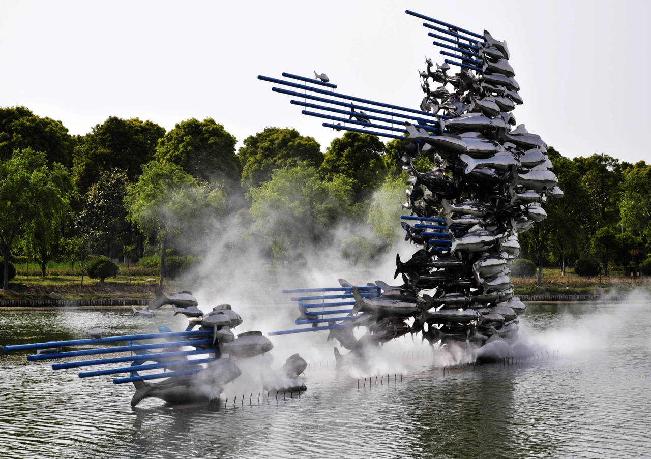 不銹鋼雕塑的應用范圍