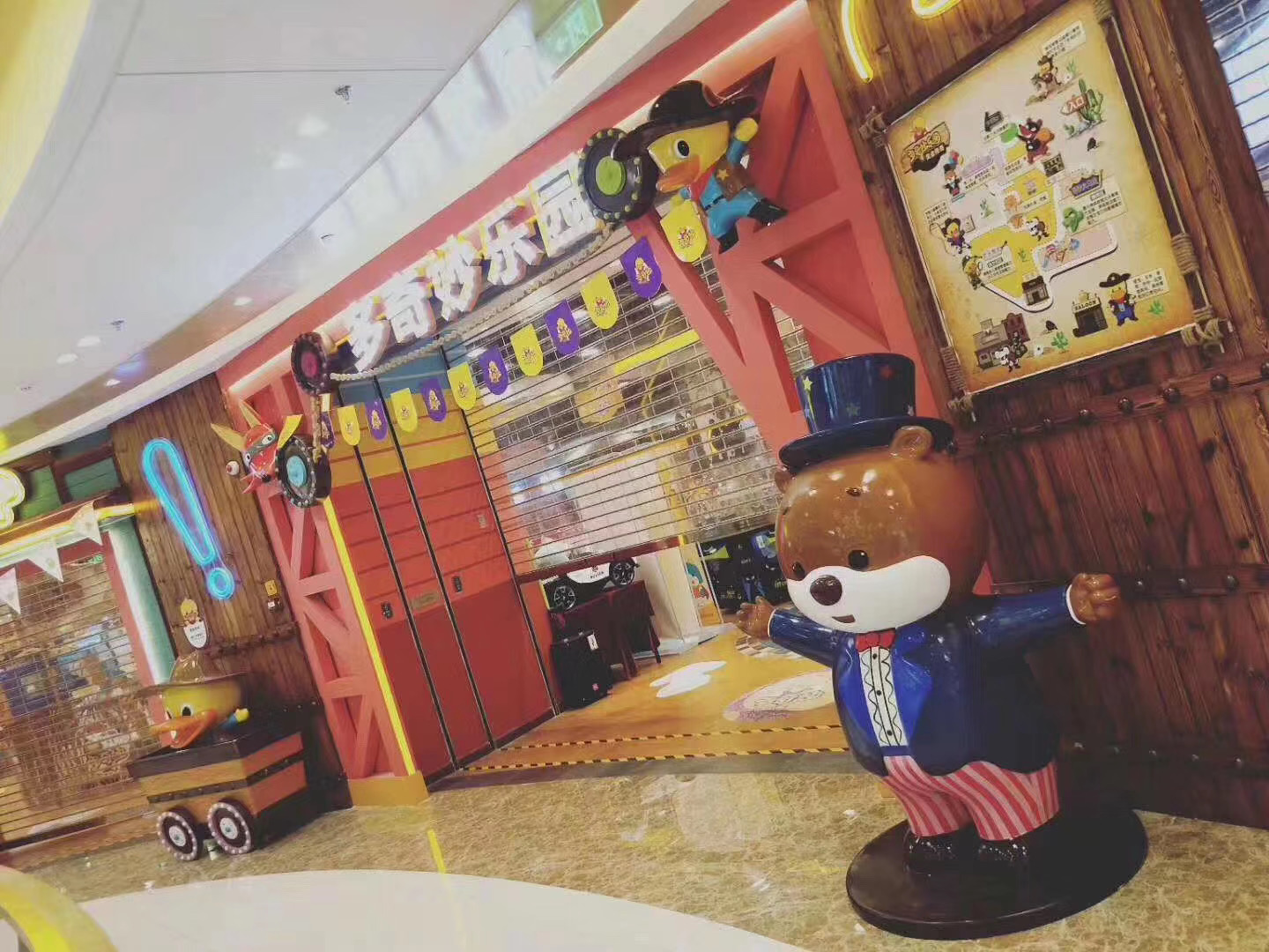 玻璃鋼卡通雕塑有哪些好處？