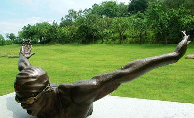 玻璃鋼龍的簡(jiǎn)介及作用 玻璃鋼龍的簡(jiǎn)介及作用